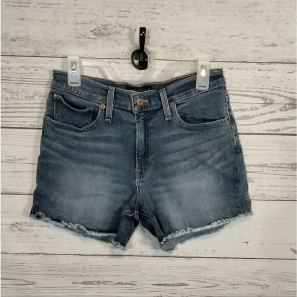 "J. Crew" woman's shorts  - Picture 1 of 8